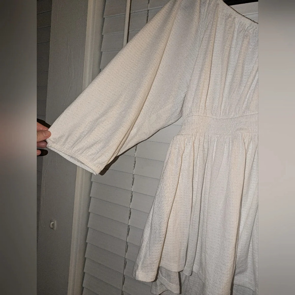 Torrid White Peplum Top - Picture 5 of 11